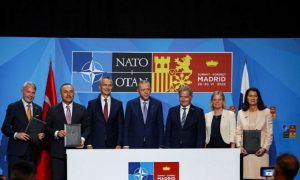 Les membres de l'Otan inviteront officiellement ce mercredi la Finlande et la Suède à rejoindre l'Alliance.