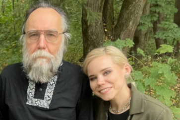 Aleksandr Dugin and daughter