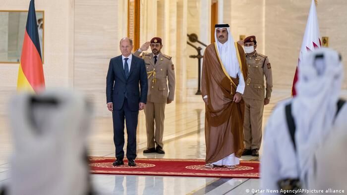 Emir of Qatar Sheikh Tamim bin Hamad Al Thani and Chancellor of Germany Olaf Scholz