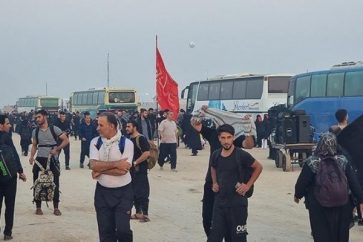 Iranian pilgrims Iraq border Arbaeen