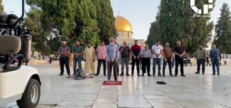 Aqsa Palestinian worshipers