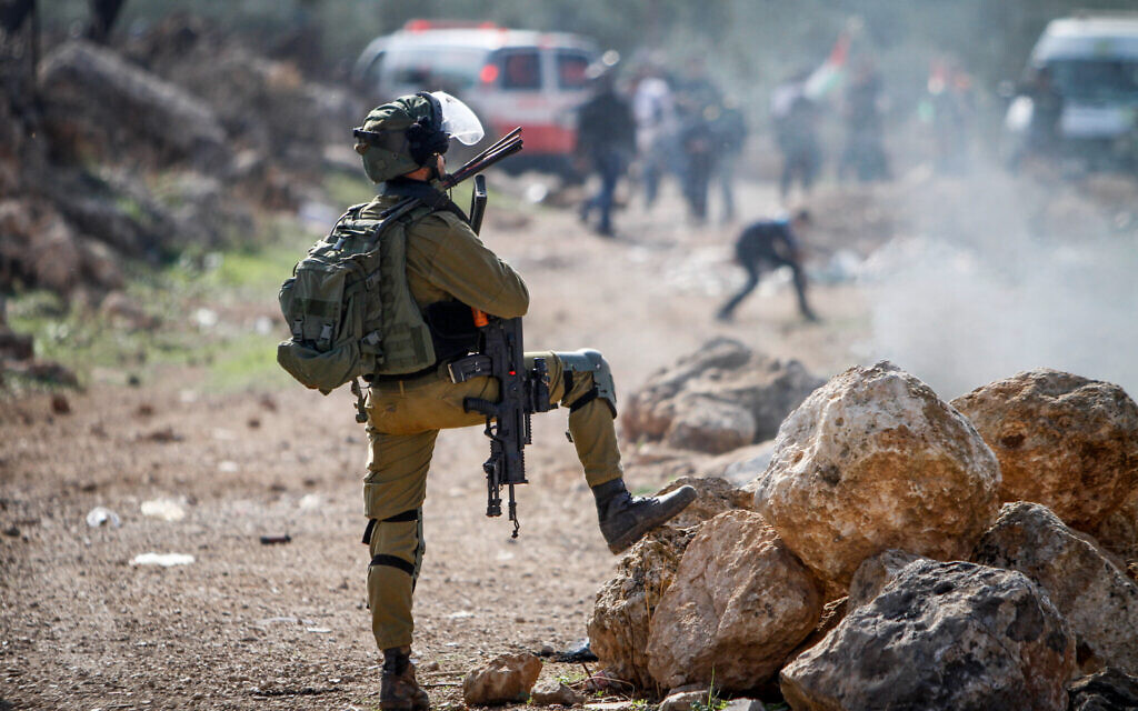 Israeli occupation soldier Palestine