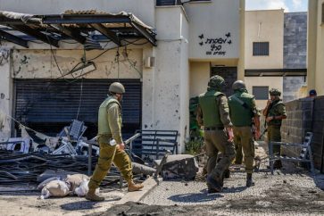 Israeli occupation forces at the scene of a rocket attack by Hezbollah in Kiryat Shmona (September 4, 2024).