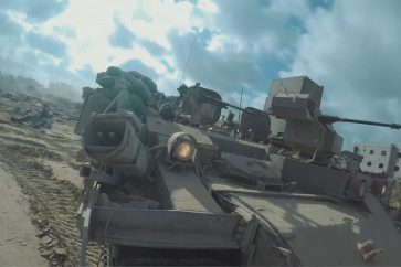 Israeli personnel carrier targeted by Al-Qassam ambush